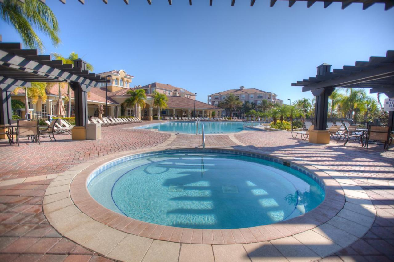 קיסימי Stunning Lakeview Condo Wprivate Balcony מראה חיצוני תמונה